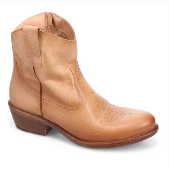 Miz Mooz Carlitos Western Ankle Boots 7.5 38 NWOT Tan Brown Leather Booties Boho - Picture 1 of 7